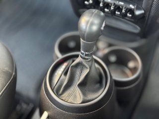 /photos/11122/90f3d42c-2a0a-452f-a325-9164042d7564_i320x240.jpg